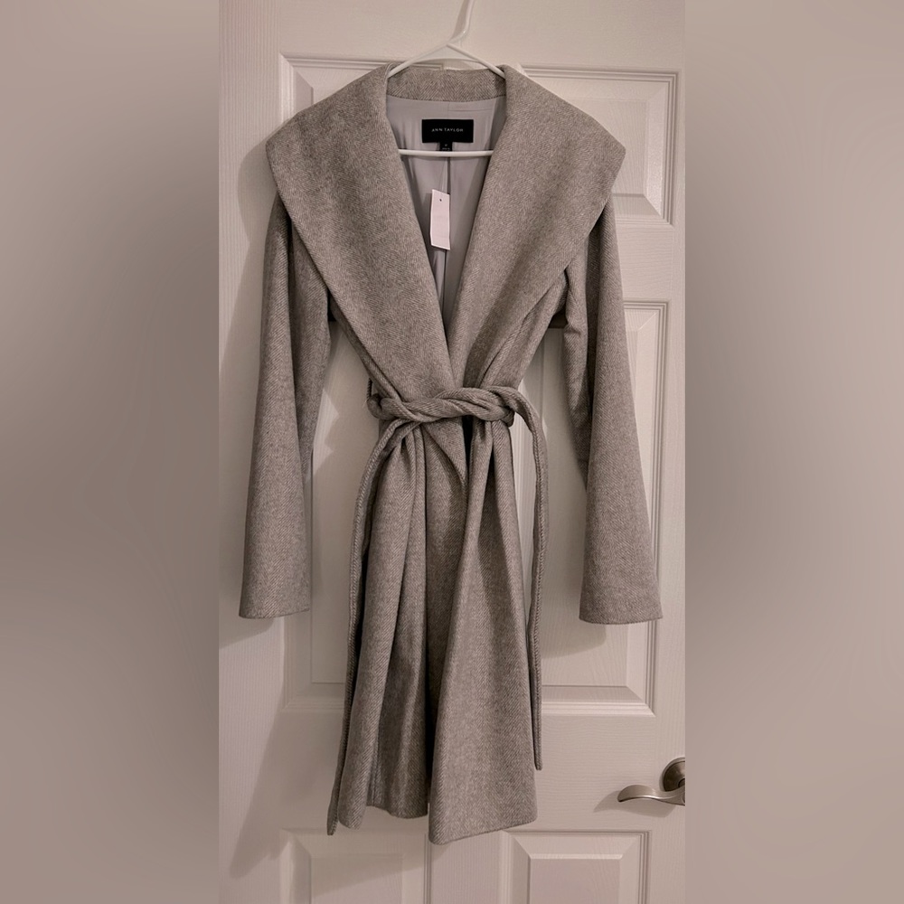 BNWT Ann Taylor women’s wrap coat. Size Small/Tall. Smoke and pet free home.